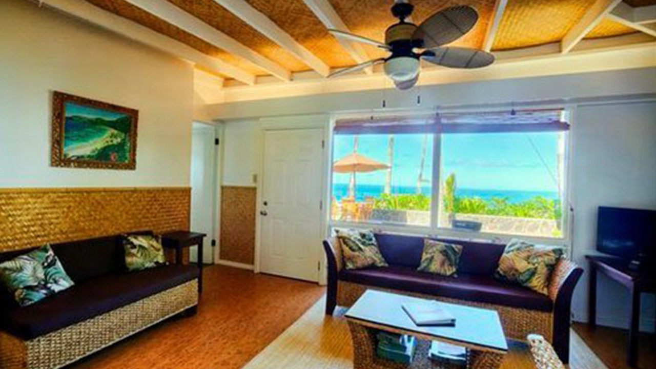 Cozy room with ocean view.