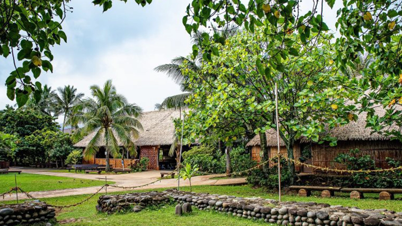 Travel back in time in the Tahiti Village