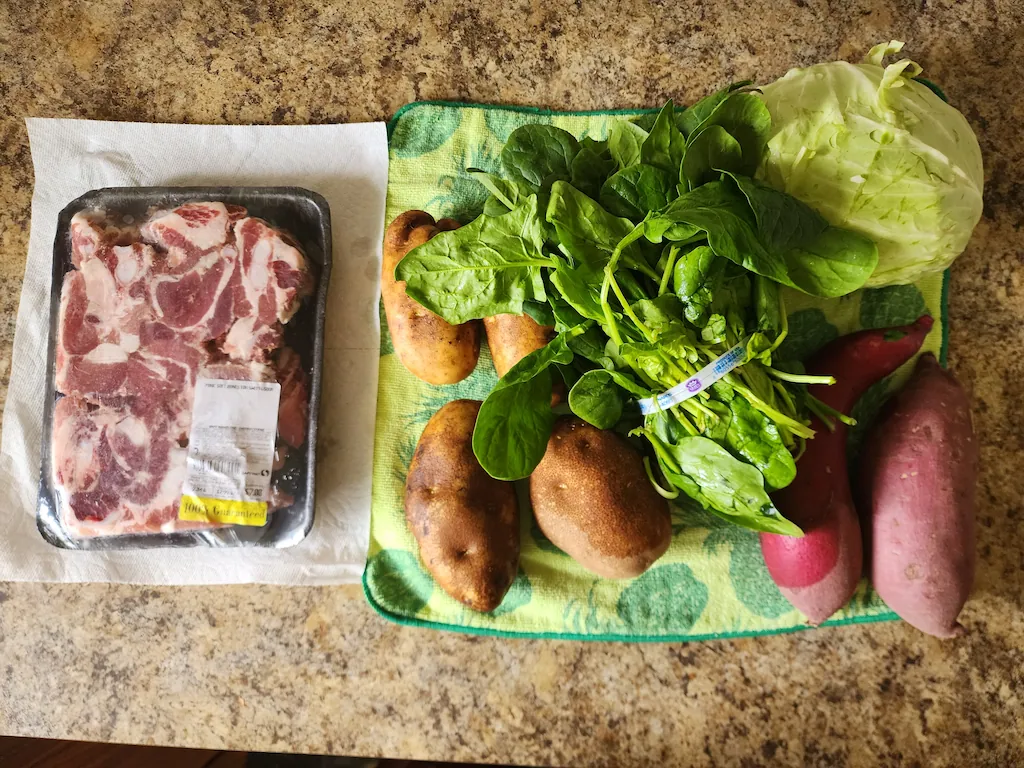 Ingredients for making māori boil-up.