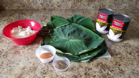 Ingredients to prepare Palusami.